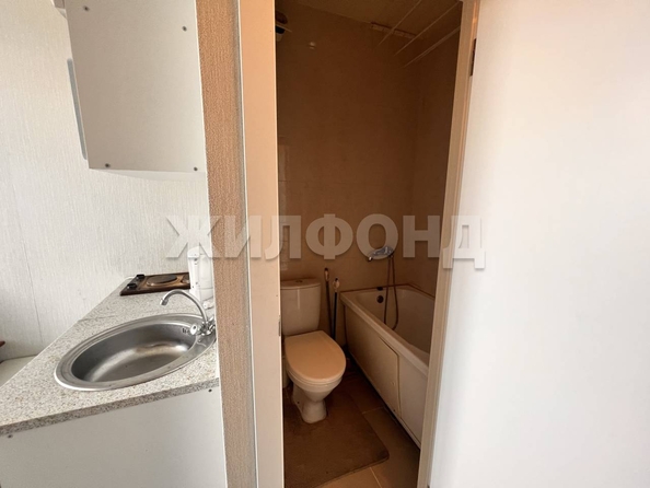 
   Продам комнату, 15.1 м², Титова ул, 7

. Фото 7.