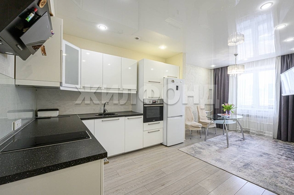 
   Продам 3-комнатную, 78.8 м², Николая Островского ул, 120

. Фото 1.