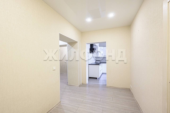 
   Продам 3-комнатную, 78.8 м², Николая Островского ул, 120

. Фото 10.
