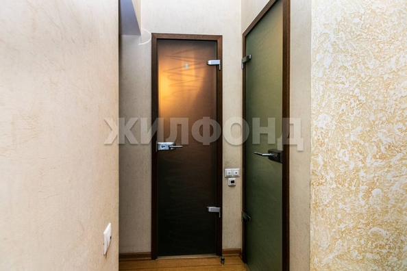 
   Продам 4-комнатную, 111.8 м², Урицкого ул, 13

. Фото 18.