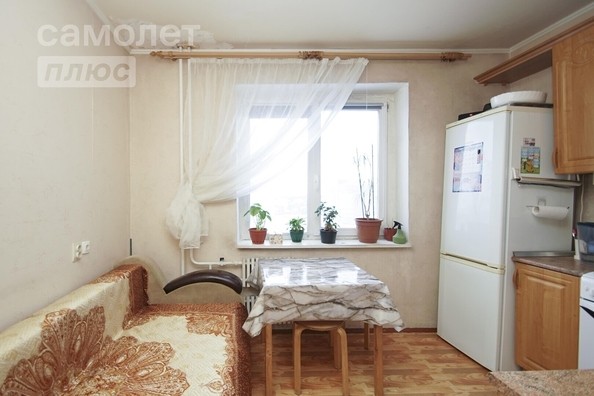 
   Продам 1-комнатную, 36.9 м², Малиновского ул, 12к3

. Фото 2.