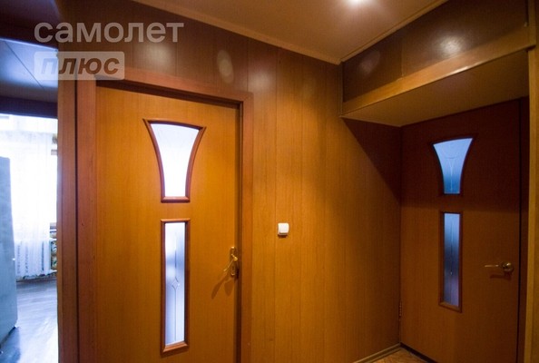
   Продам 4-комнатную, 58 м², Сергея Тюленина ул, 11

. Фото 3.