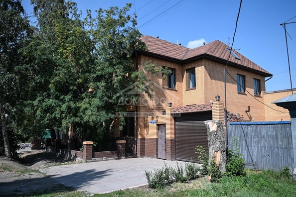 
   Продам дом, 300 м², Омск

. Фото 7.