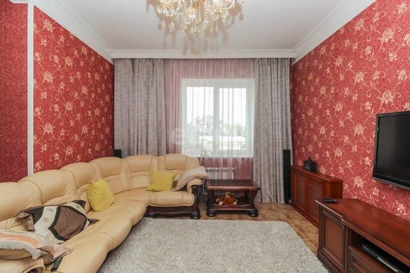 
   Продам дом, 450 м², Омск

. Фото 15.