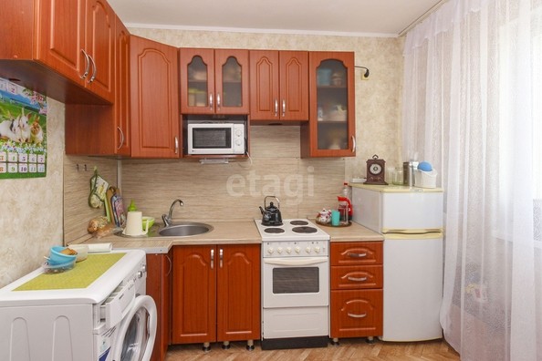 
   Продам 1-комнатную, 42.2 м², Дмитриева ул, 3/2

. Фото 5.