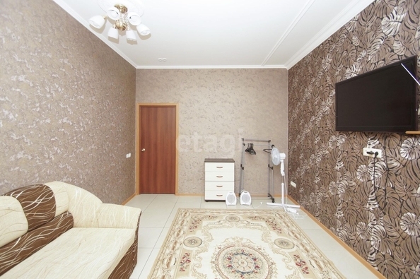 
   Продам дом, 306.3 м², Омск

. Фото 19.