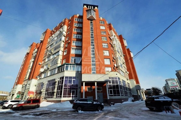 
  Сдам в аренду 3-комнатную квартиру, 106.7 м², Омск

. Фото 30.