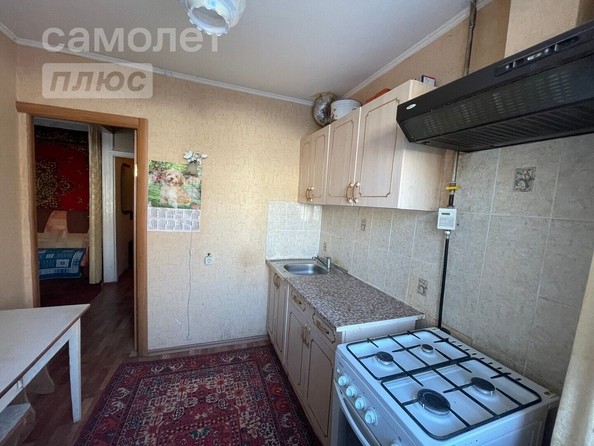 
   Продам 3-комнатную, 53.6 м², Андрианова ул, 8

. Фото 7.