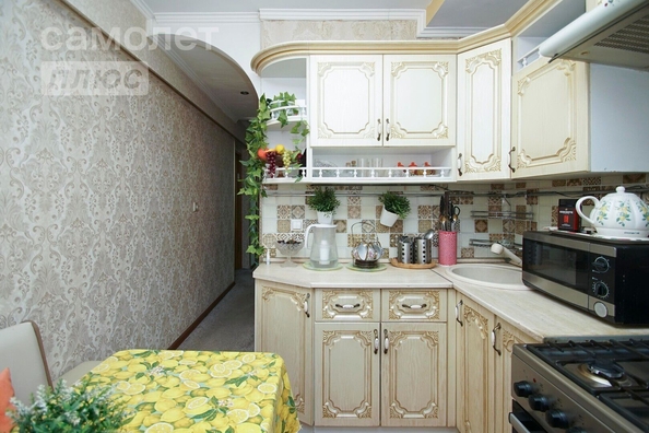 
   Продам 3-комнатную, 62.4 м², Сергея Тюленина ул, 13

. Фото 6.