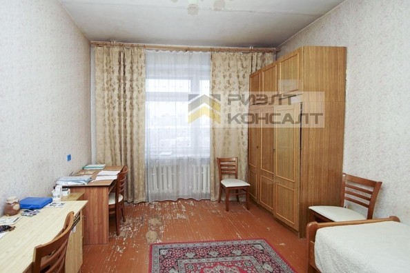 
   Продам 2-комнатную, 65.5 м², Орджоникидзе ул, 13

. Фото 6.
