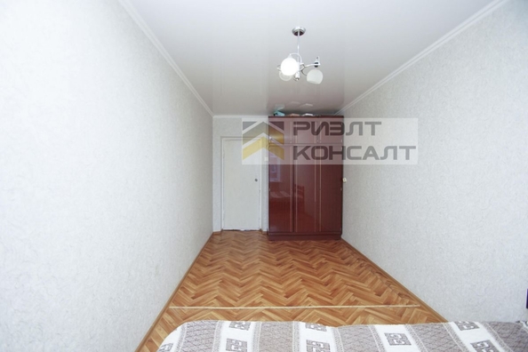 
   Продам 2-комнатную, 45 м², Севастопольская ул, 23

. Фото 4.