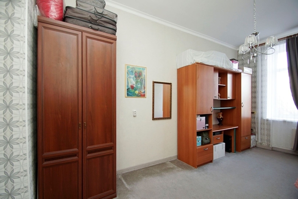 
   Продам 3-комнатную, 63 м², Декабристов ул, 157

. Фото 5.