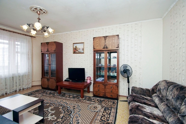 
   Продам 2-комнатную, 53 м², Рокоссовского ул, 10

. Фото 6.