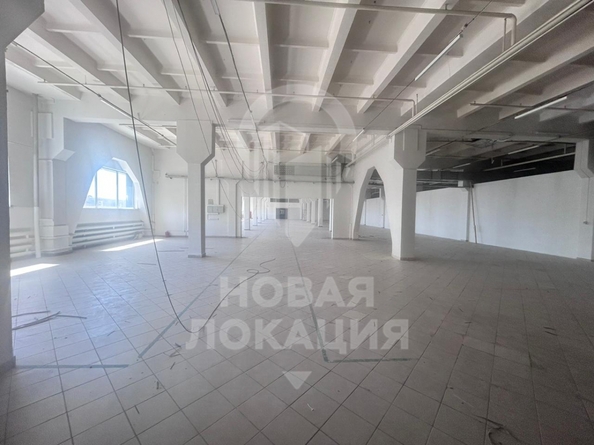 
   Сдам торговое помещение, 1600 м², Орджоникидзе ул, 164

. Фото 4.