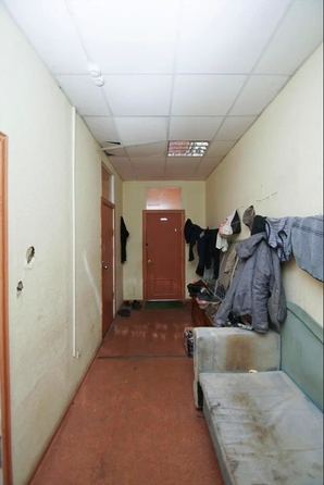 
   Продам 3-комнатную, 60.5 м², Автомобильная 1-я ул, 2

. Фото 3.