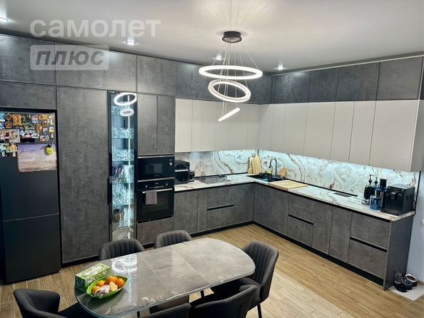 
   Продам дом, 170 м², Омск

. Фото 6.