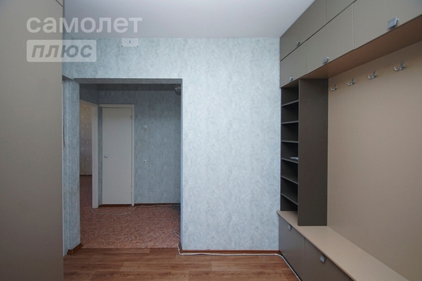 
   Продам 1-комнатную, 47 м², Орджоникидзе ул, 268

. Фото 2.