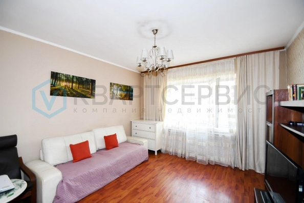 
   Продам 1-комнатную, 38.4 м², Герцена ул, 270

. Фото 1.