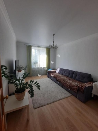 
   Продам 3-комнатную, 70 м², Масленникова ул, 177

. Фото 5.