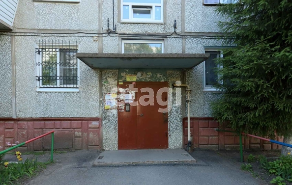 
   Продам 2-комнатную, 45 м², Архитекторов б-р, 1/6

. Фото 2.