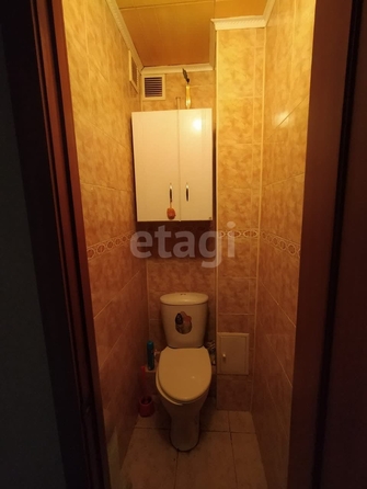 
   Продам 3-комнатную, 70.7 м², 70 лет Октября ул, 13/2

. Фото 1.