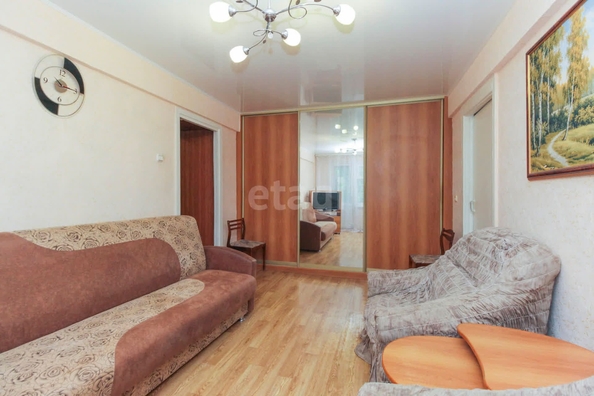 
   Продам 4-комнатную, 60.3 м², Бархатовой ул, 3В

. Фото 8.