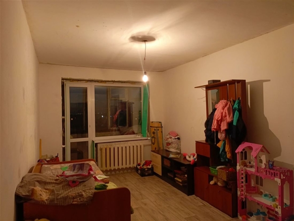 
   Продам 3-комнатную, 57.3 м², Калинина ул, 12

. Фото 2.