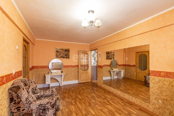 
   Продам 3-комнатную, 58.8 м², Стрельникова ул, 4

. Фото 1.