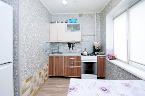 
   Продам 3-комнатную, 62.4 м², Батумская ул, 1/1

. Фото 6.