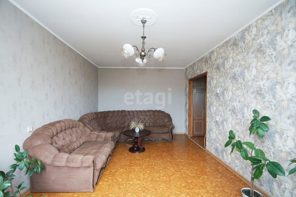 
   Продам 4-комнатную, 80.6 м², Кирова ул, 14

. Фото 5.