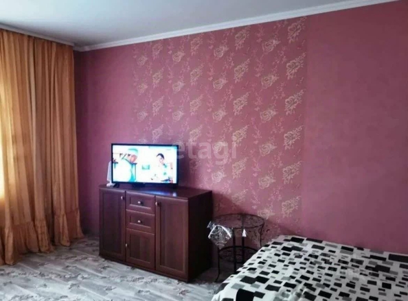 
   Продам 1-комнатную, 35.5 м², 1 Мая ул, 33/1

. Фото 3.