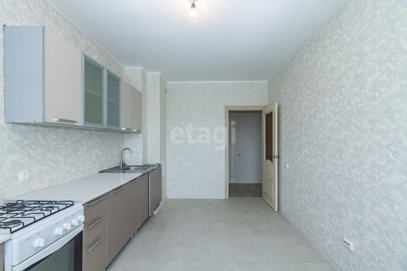 
   Продам 2-комнатную, 55.1 м², Завертяева ул, 18/5

. Фото 2.