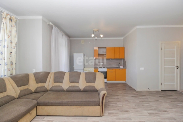 
   Продам студию, 40 м², Октябрьская ул, 107

. Фото 8.