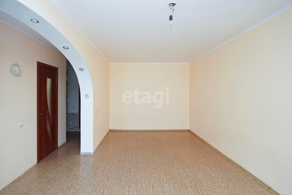 
   Продам 1-комнатную, 29.5 м², Омская ул, 114/3

. Фото 8.