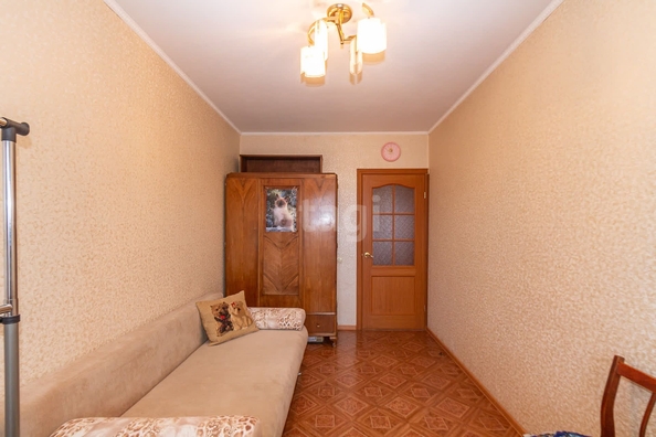 
   Продам 2-комнатную, 49.5 м², Кемеровская ул, 2

. Фото 4.