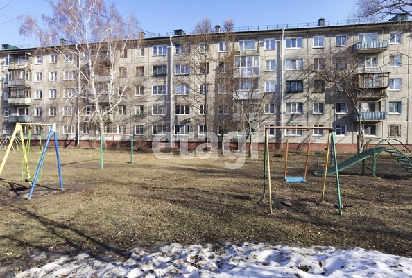 
   Продам 1-комнатную, 31 м², 50 лет ВЛКСМ ул, 8А

. Фото 2.