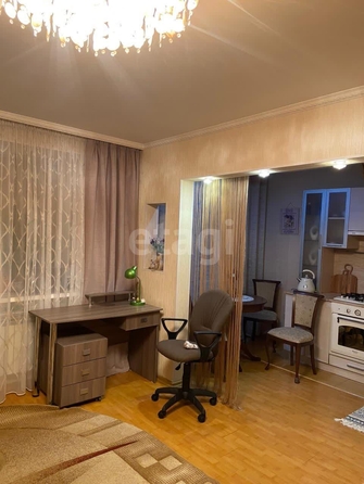 
   Продам 2-комнатную, 51 м², Северная 24-я ул, 200

. Фото 9.