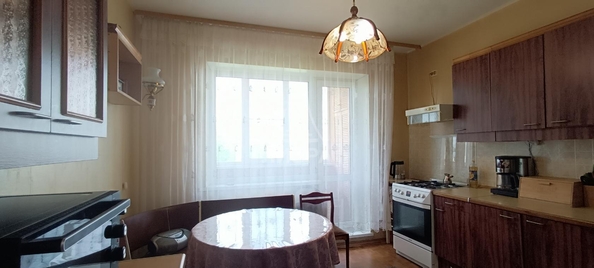 
   Продам 3-комнатную, 68.3 м², Братская ул, 21

. Фото 10.