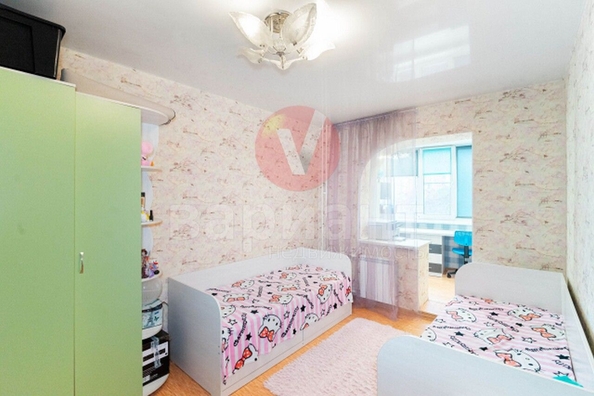 
   Продам 3-комнатную, 65 м², 70 лет Октября ул, 18/2

. Фото 2.