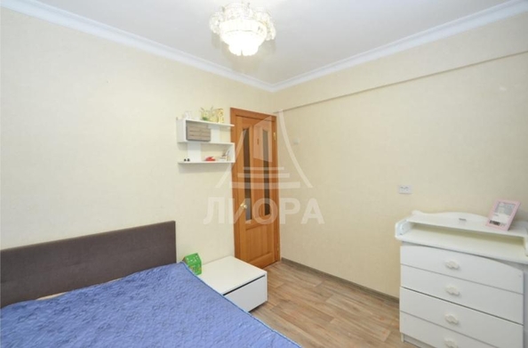 
  Сдам в аренду 3-комнатную квартиру, 70 м², Омск

. Фото 8.