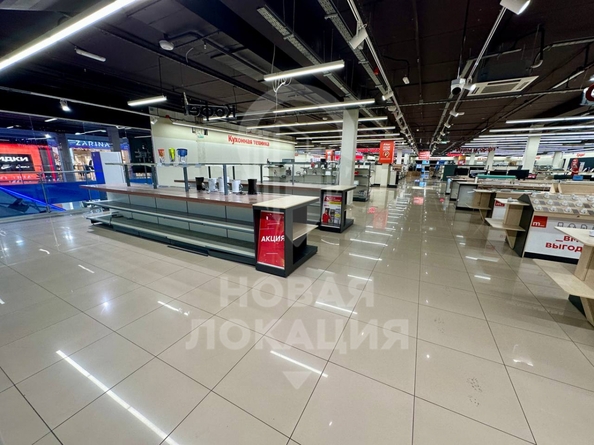 
   Сдам торговое помещение, 1300 м², Березовского ул, 19/1

. Фото 9.