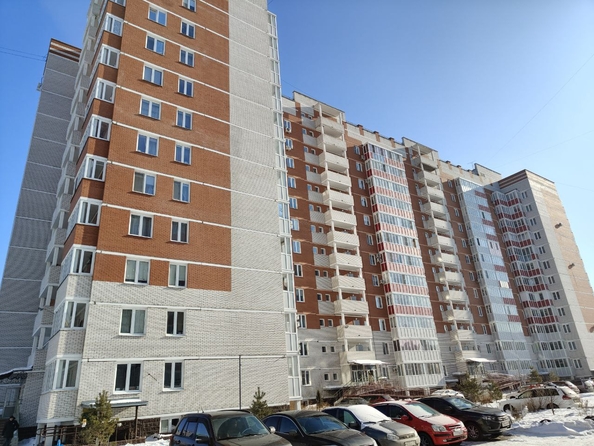 
   Продам 3-комнатную, 76.6 м², Амурская 21-я ул, 25/1

. Фото 3.