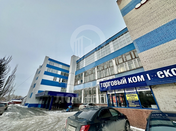 
   Сдам помещение свободного назначения, 720 м², Северная 33-я ул, 95

. Фото 2.