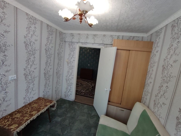 
   Продам 3-комнатную, 49.3 м², Декабристов ул, 110

. Фото 3.