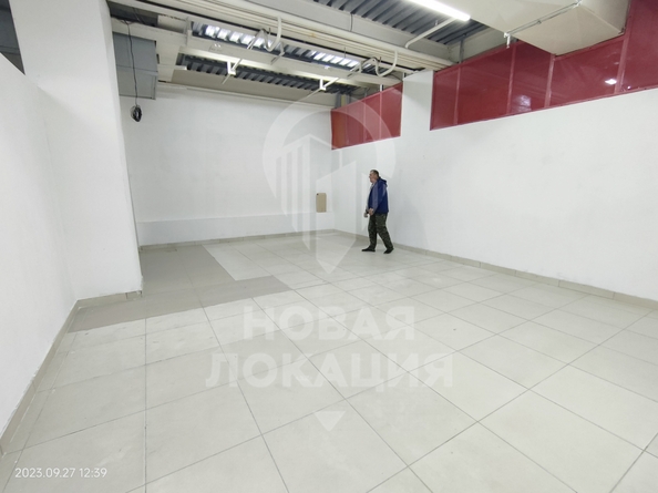 
  Сдается торговая площадь, 1300 м², Транспортная 4-я ул, д. 11
. Фото 6.