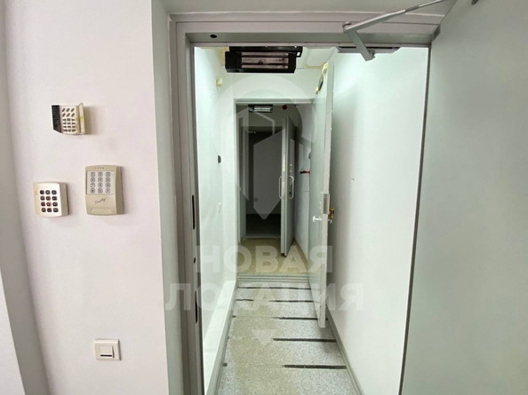 
  Сдается универсальное помещение, 200 м², Карла Маркса пр-кт, д. 17
. Фото 14.