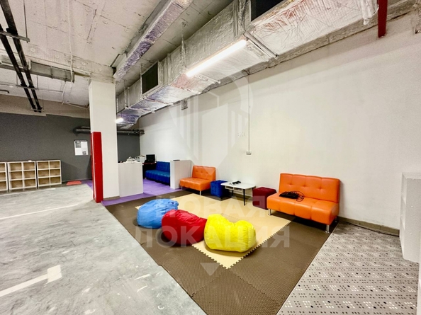 
  Сдается торговая площадь, 100 м², Челюскинцев 4-я ул, д. 66к1
. Фото 1.