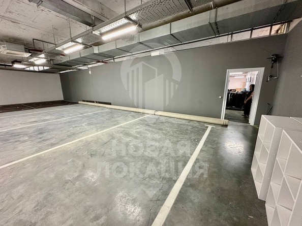 
  Сдается торговая площадь, 100 м², Челюскинцев 4-я ул, д. 66к1
. Фото 12.