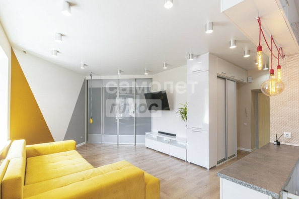 
  Продается 1-комн. квартира, 42.8 м², Перелета ул, д. 31
. Фото 4.