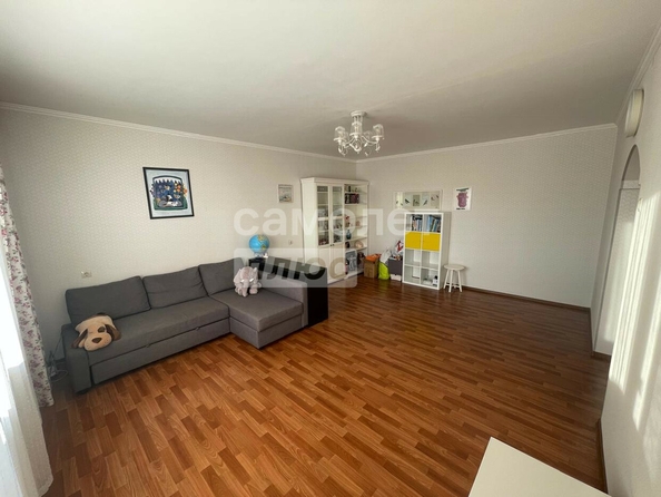 
  Продается 2-комн. квартира, 67 м², Пригородная ул, д. 21
. Фото 1.